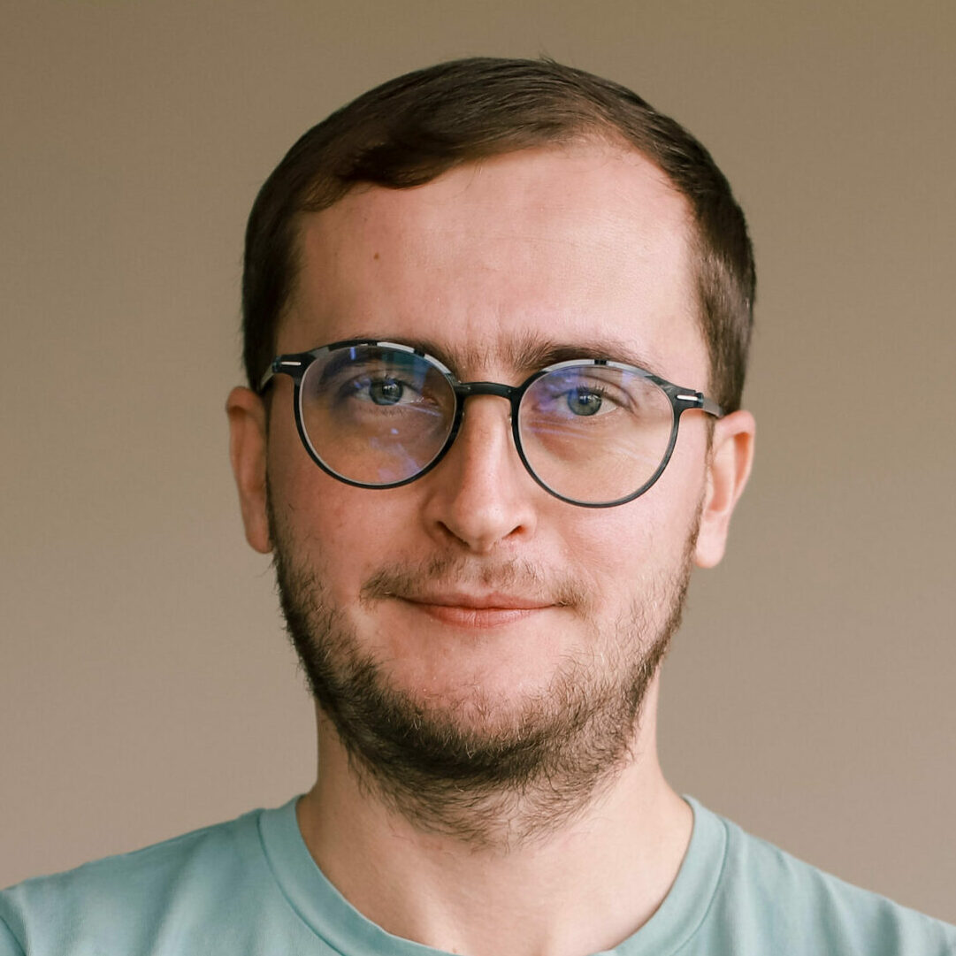 qodef-team-image