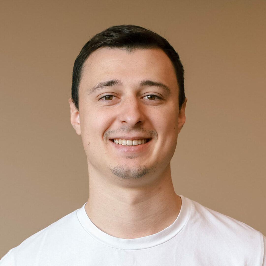 qodef-team-image