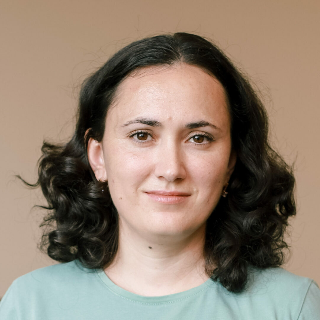 qodef-team-image